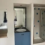 3 Bed-sleeps 4-gym-hottub-garden-parking * Bristol
